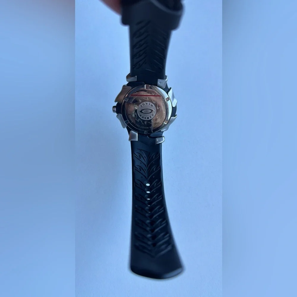 Rare Oakley Blade Red Dial Swiss Made Date Display near mint - Picture 9 of 10